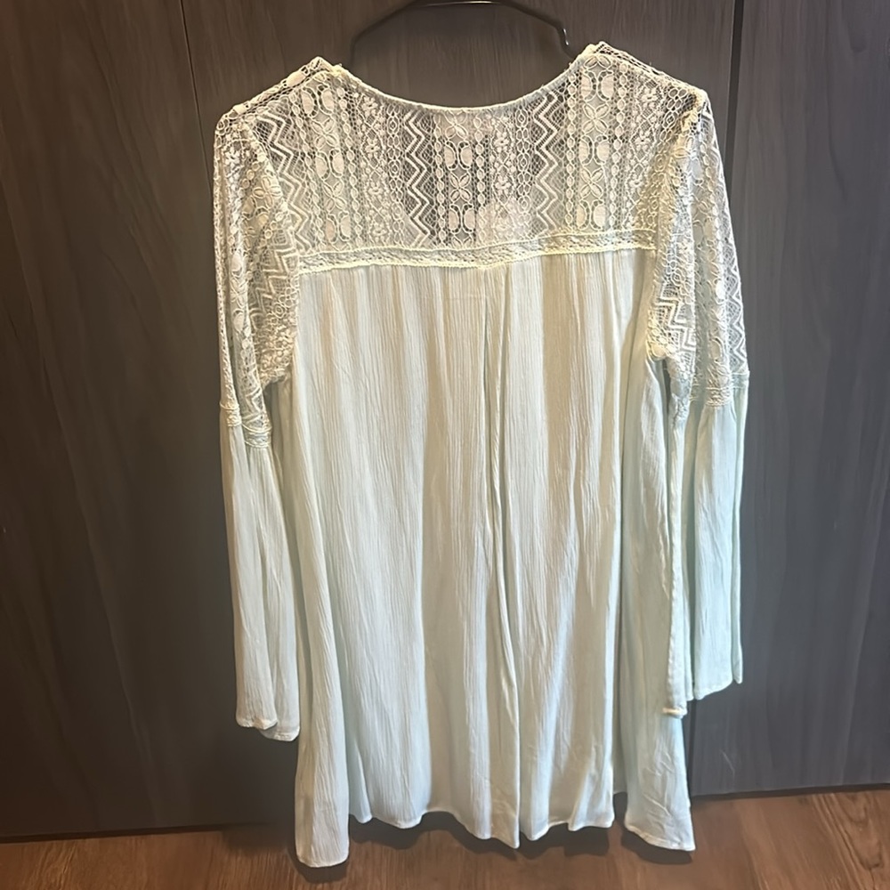 Light green, long sleeve sundress dress. Love riche. - Picture 2 of 5